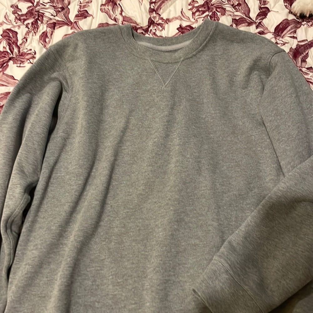 Lululemon crewneck